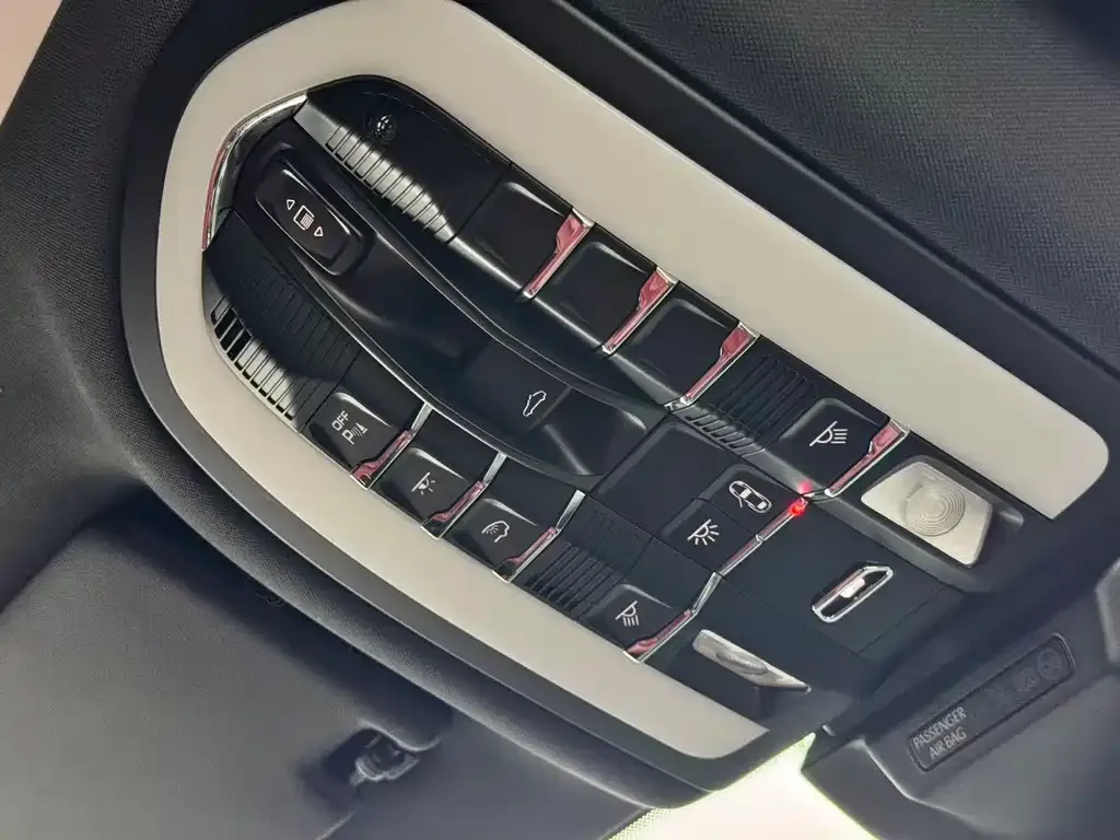 Porsche Macan — фото 6
