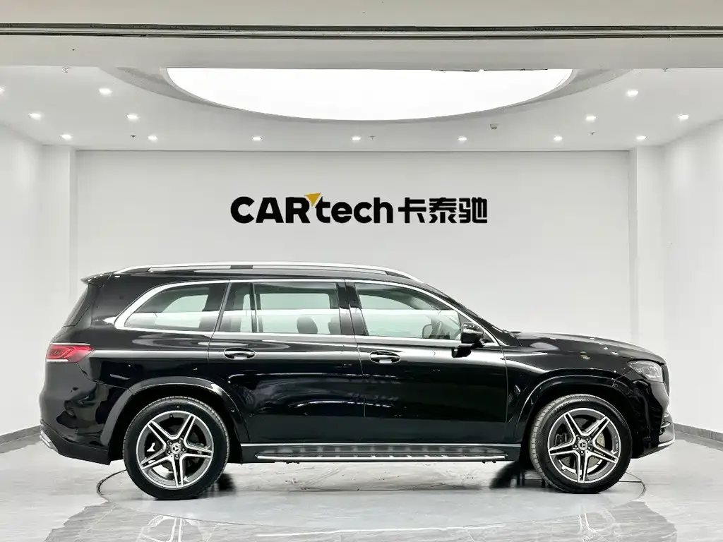 Mercedes-Benz GLS — фото 6