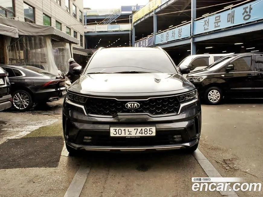 Kia Sorento — фото 1