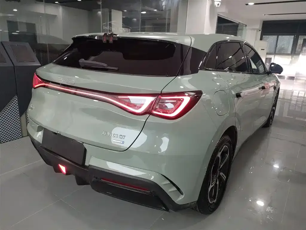 BYD Seal 06GT — фото 8