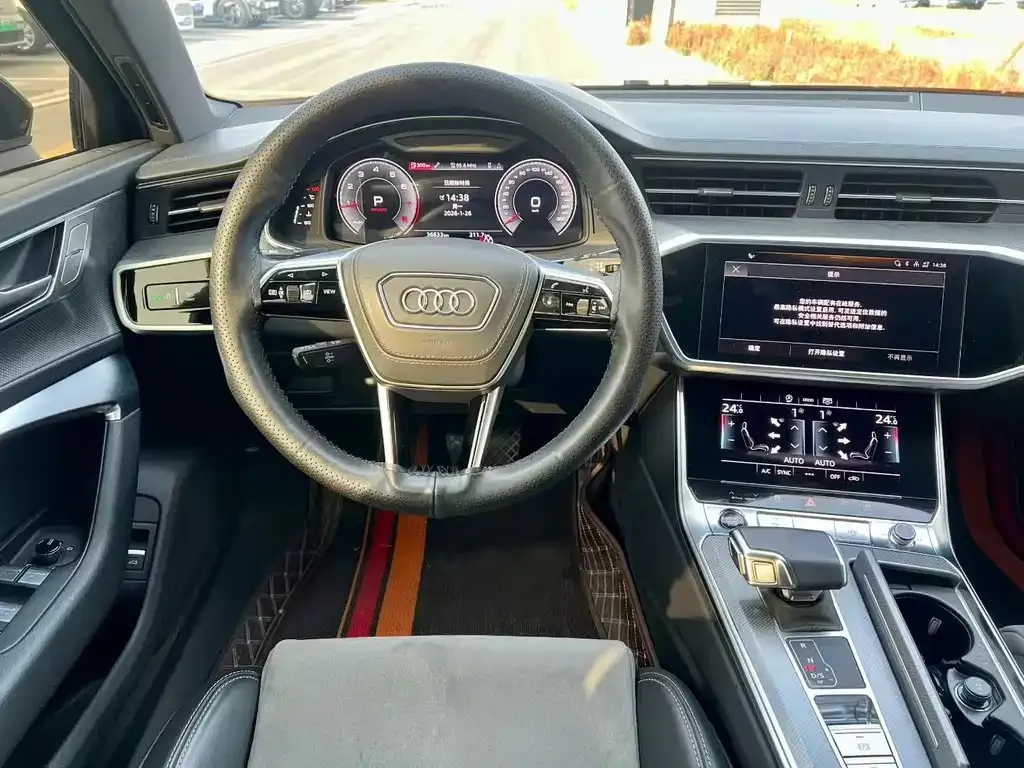 Audi A6L — фото 5
