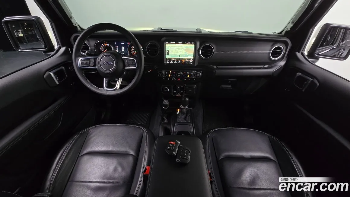 Jeep Wrangler — фото 4