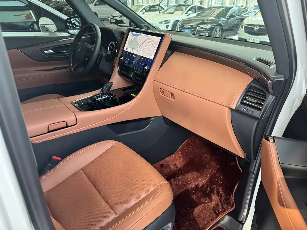 Toyota Vellfire — фото 6
