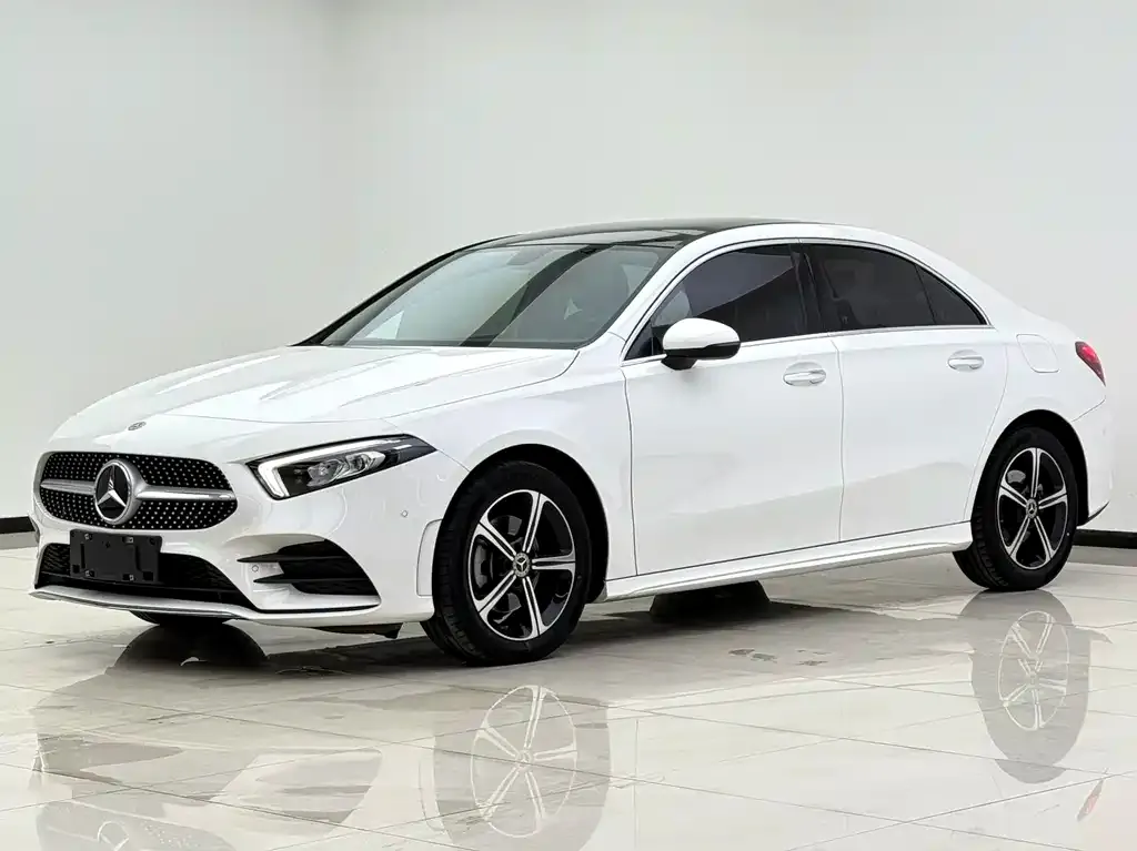 Mercedes-Benz A-Class — фото 1