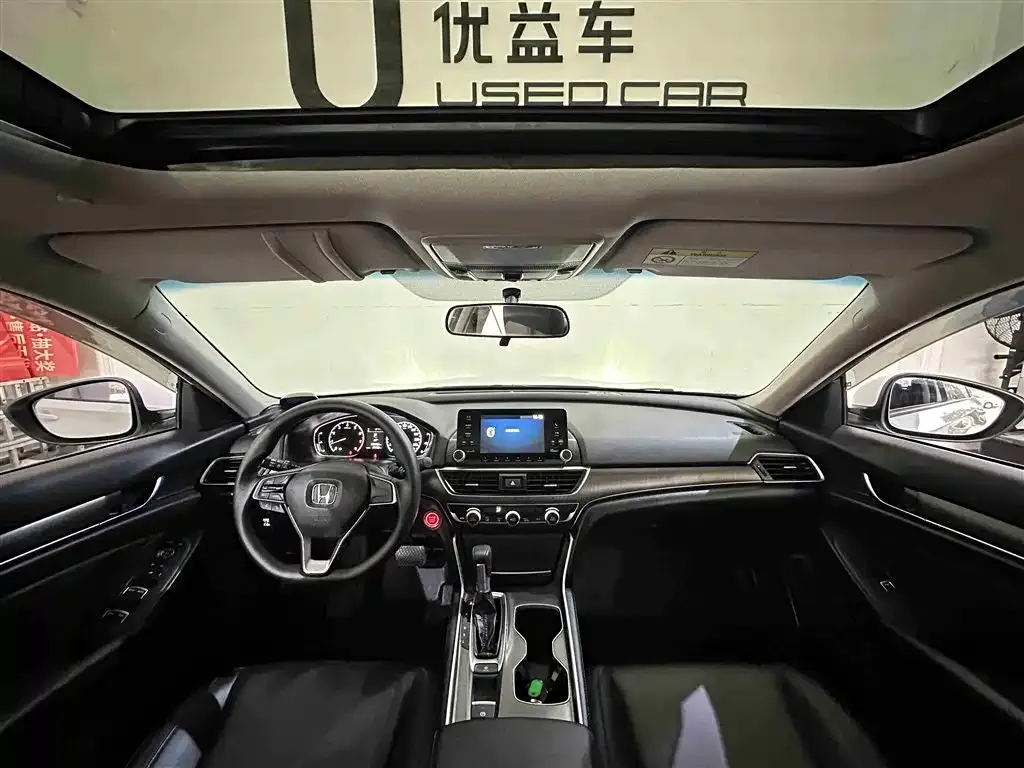 Honda Accord — фото 6