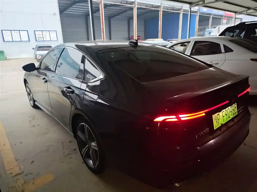 Honda Accord New Energy — фото 8