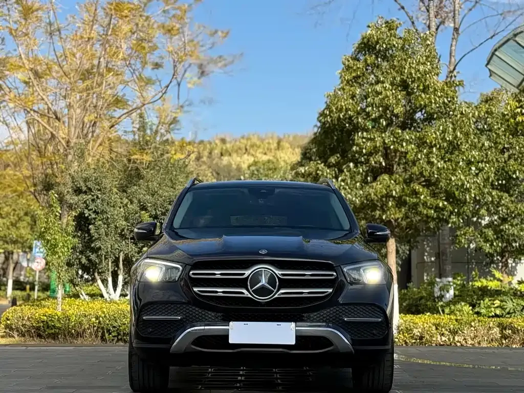 Mercedes-Benz GLE — фото 7