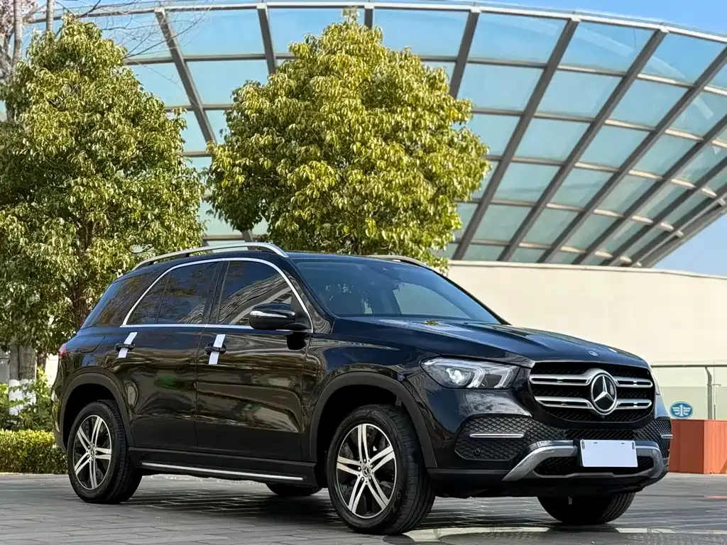 Mercedes-Benz GLE — фото 10