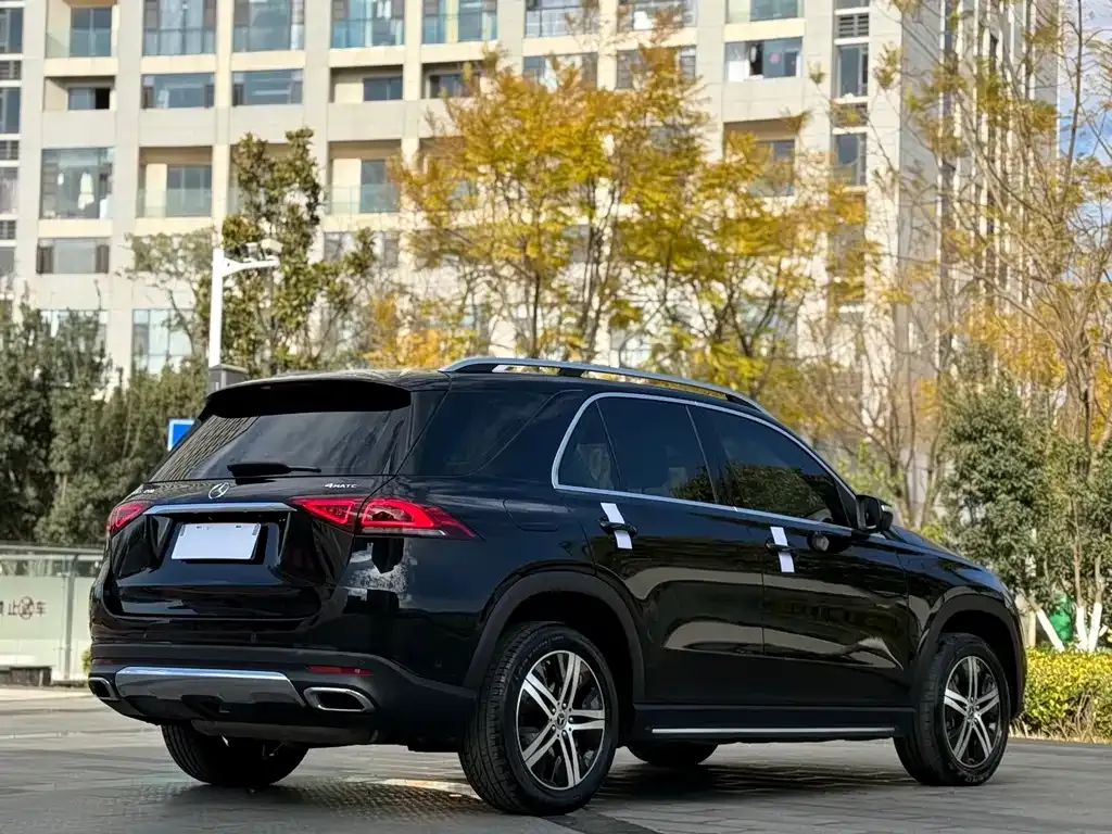Mercedes-Benz GLE — фото 6