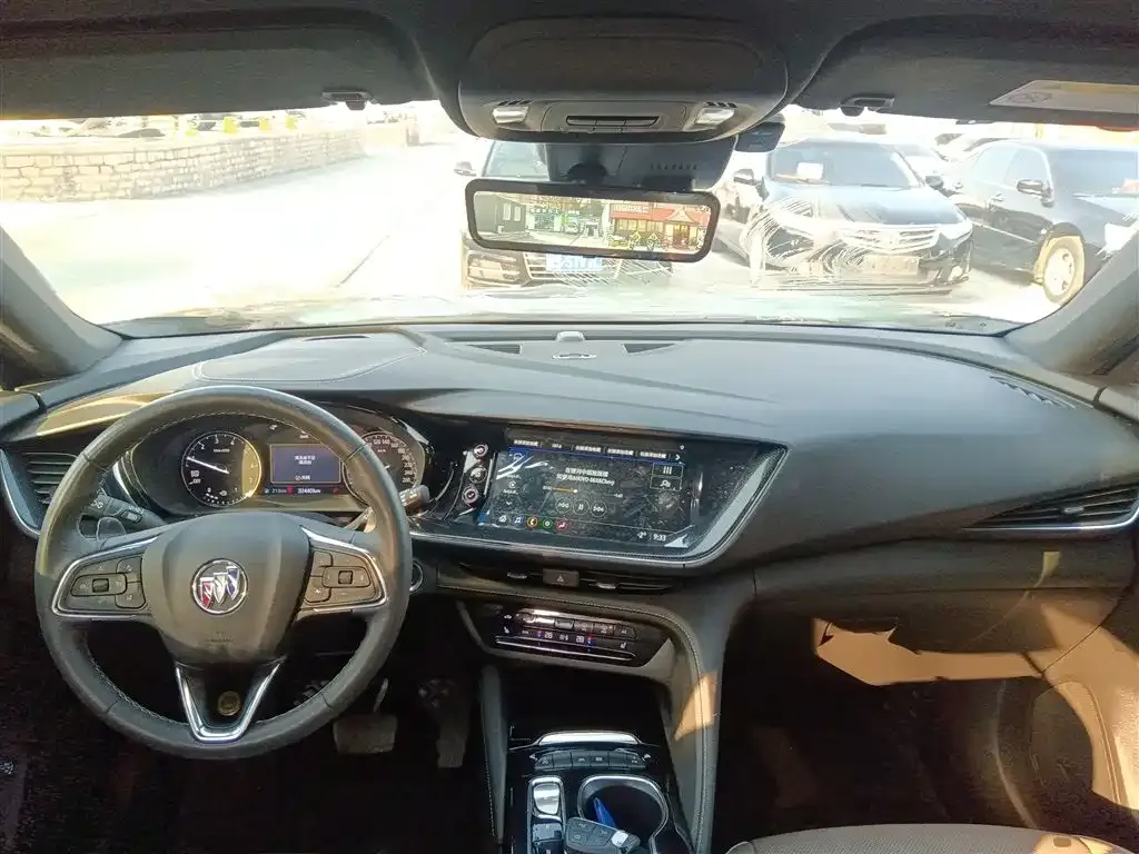 Buick Envision Plus — фото 5