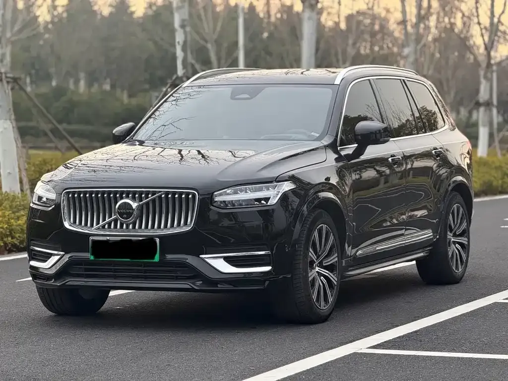 Volvo XC90 PHEV — фото 1