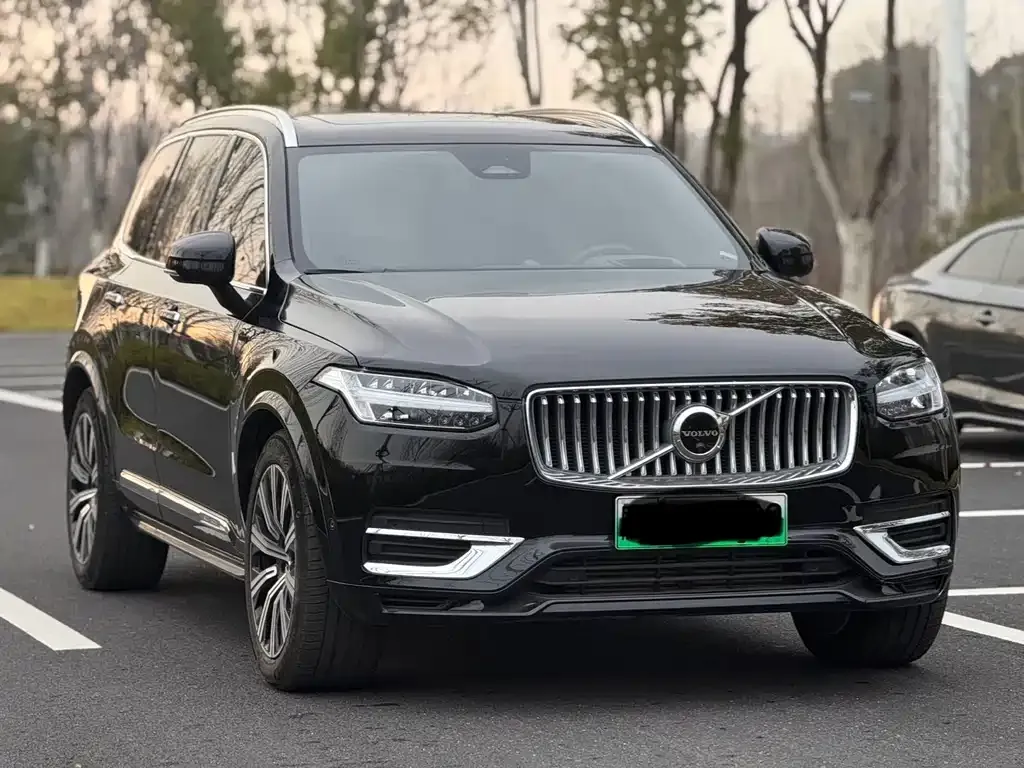 Volvo XC90 PHEV — фото 7
