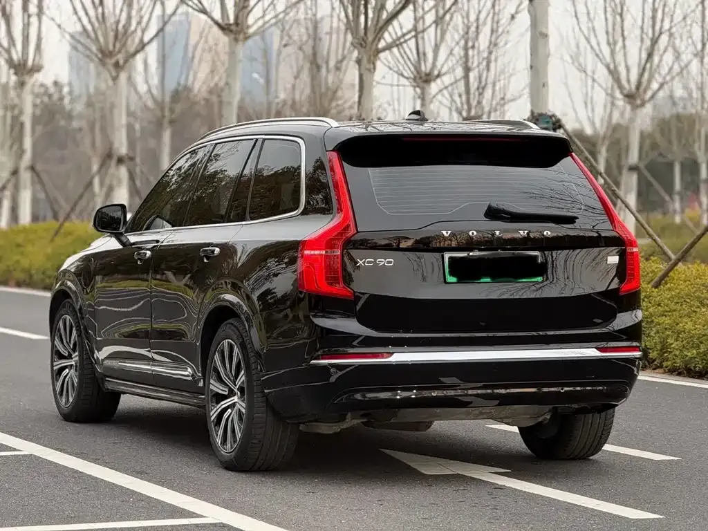 Volvo XC90 PHEV — фото 4