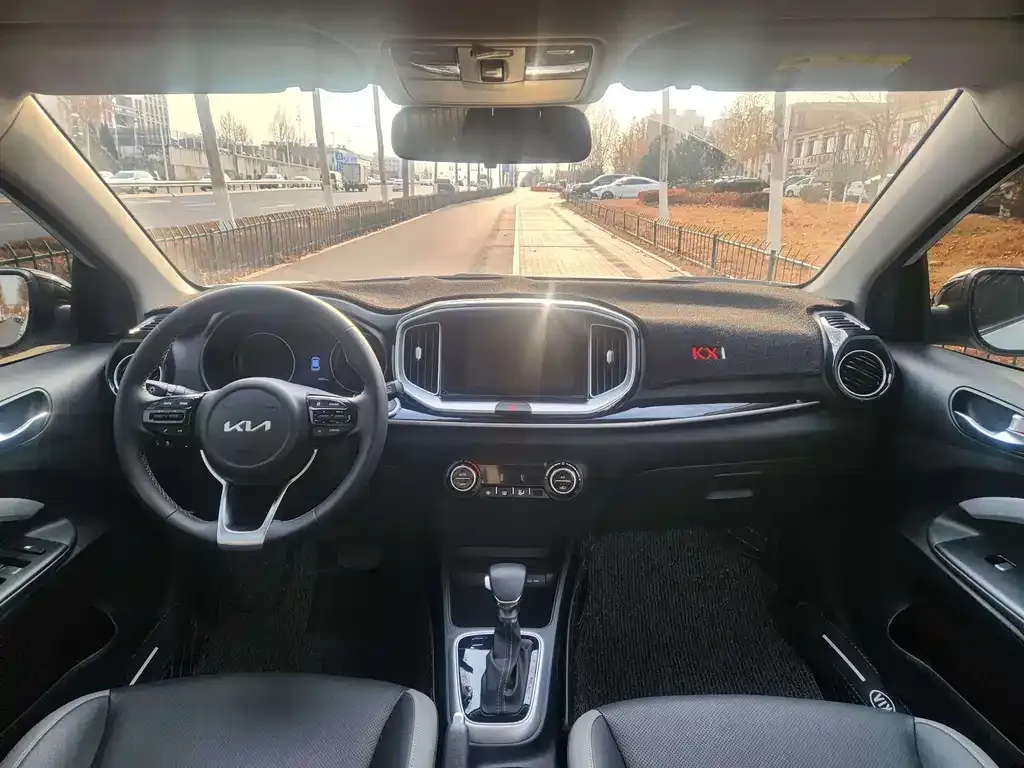 Kia KX1 — фото 3