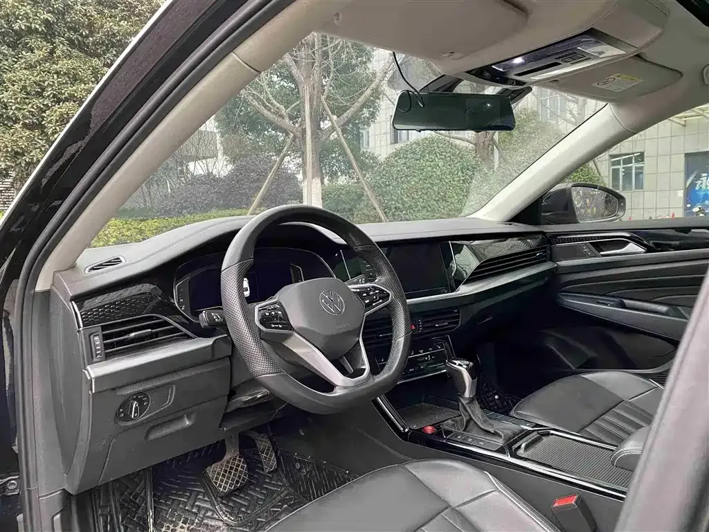 Volkswagen Passat — фото 7