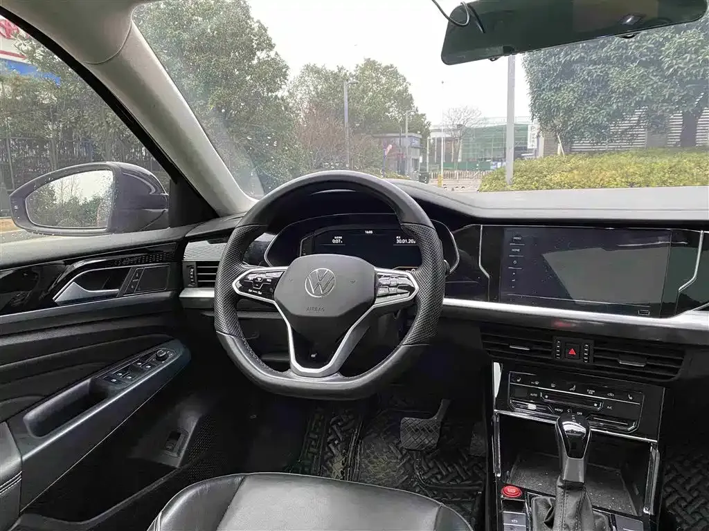 Volkswagen Passat — фото 5