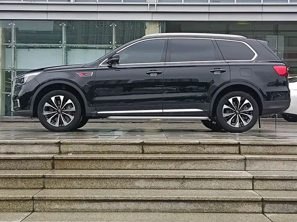 Hongqi HS7 — фото 10