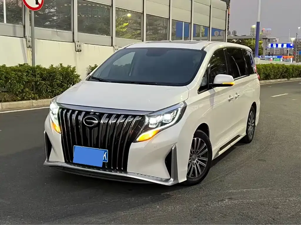 GAC Motor Trumpchi M8 — фото 1