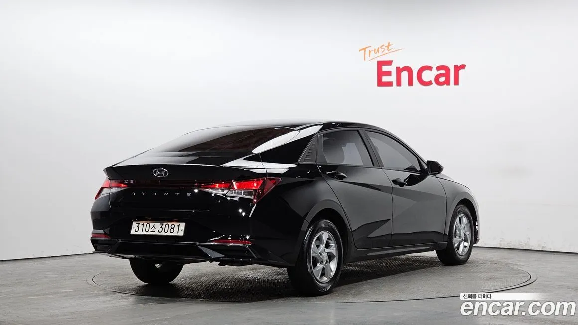 Hyundai AVANTE — фото 2