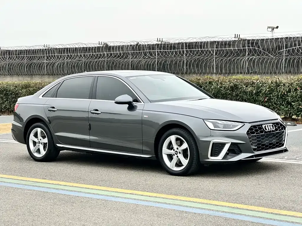 Audi A4L — фото 4