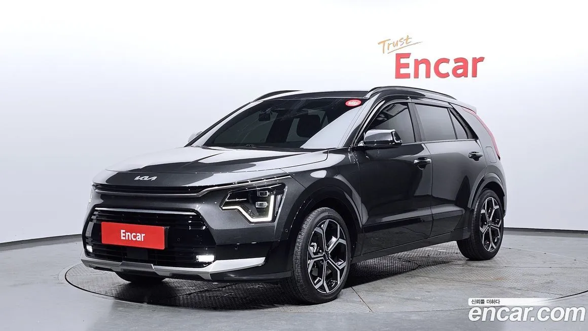 Kia Niro — фото 1