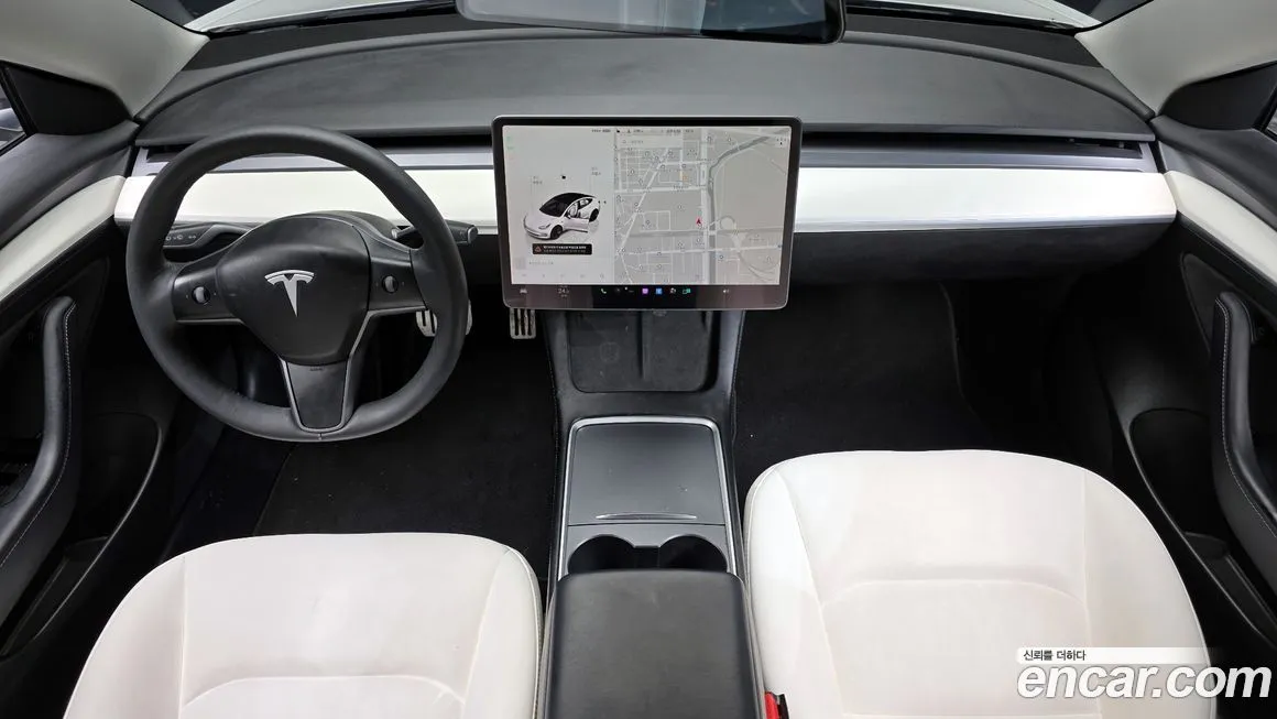 Tesla Model 3 — фото 9
