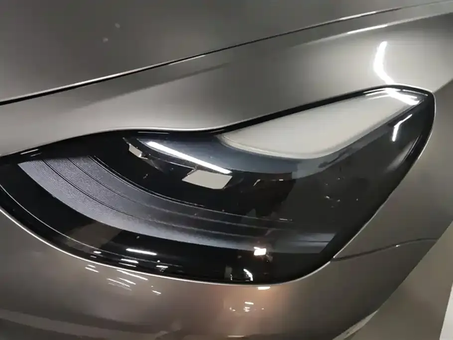Tesla Model 3 — фото 4
