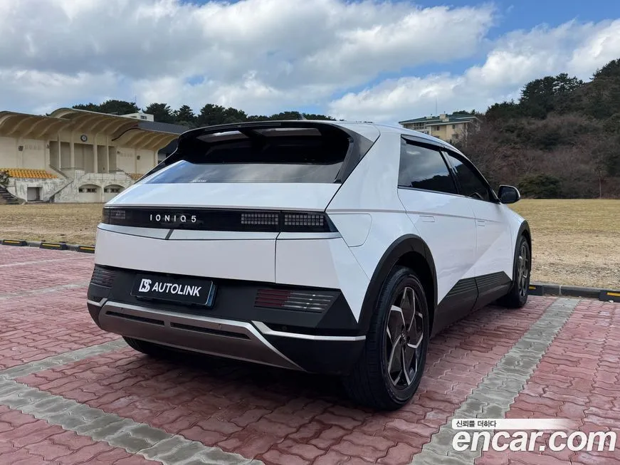 Hyundai Ioniq5 — фото 10