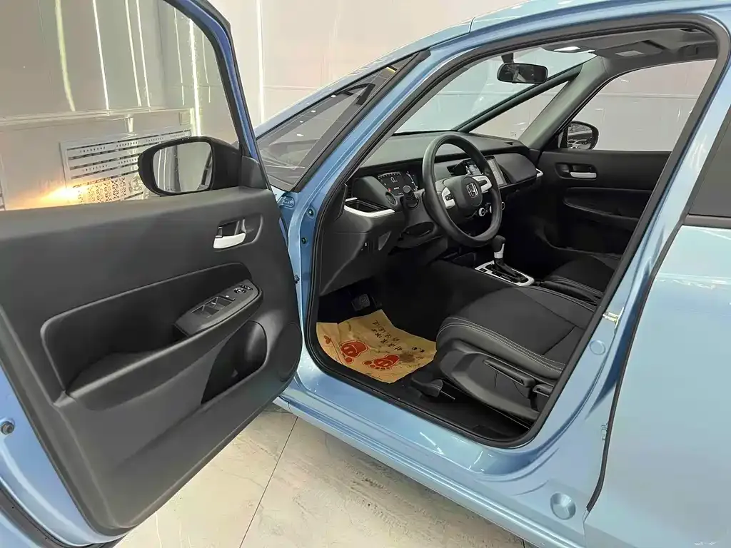 Honda Fit — фото 4