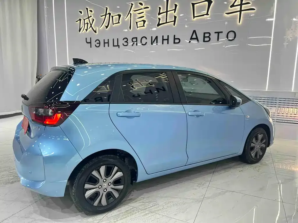 Honda Fit — фото 6