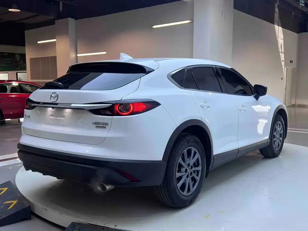 Mazda CX-4 — фото 6