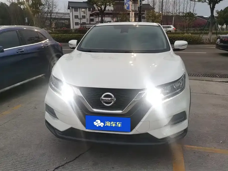 Nissan Qashqai — фото 5