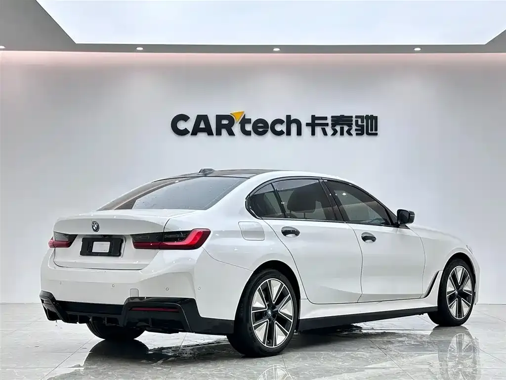 BMW i3 — фото 3