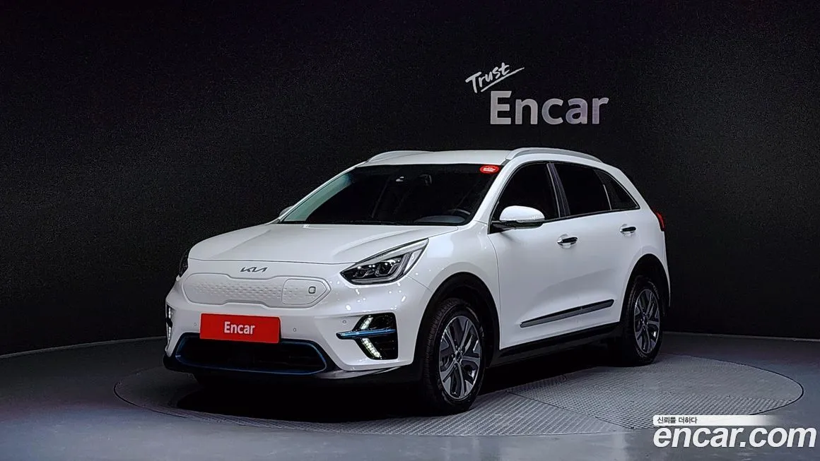 Kia Niro — фото 1