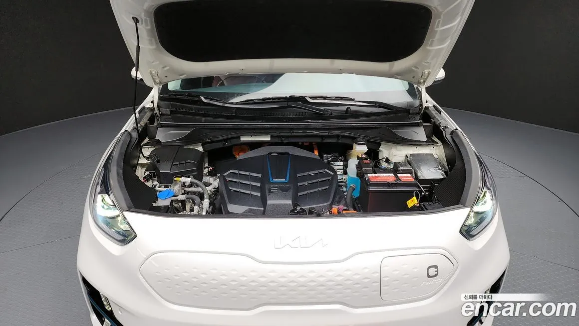 Kia Niro — фото 2