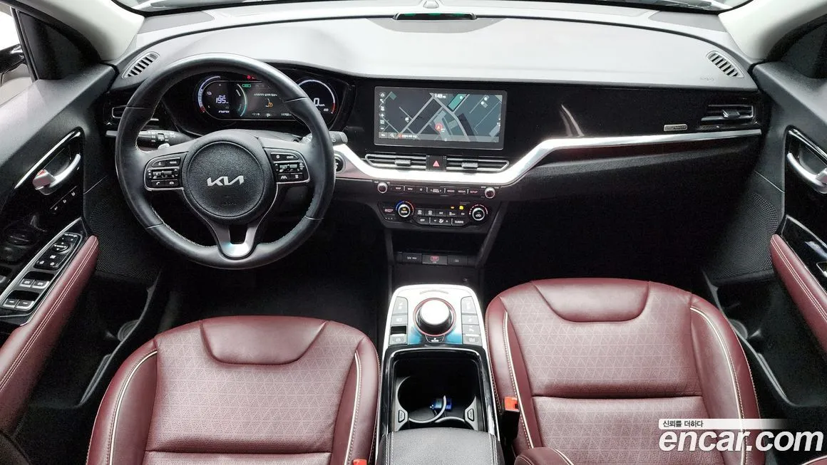 Kia Niro — фото 6