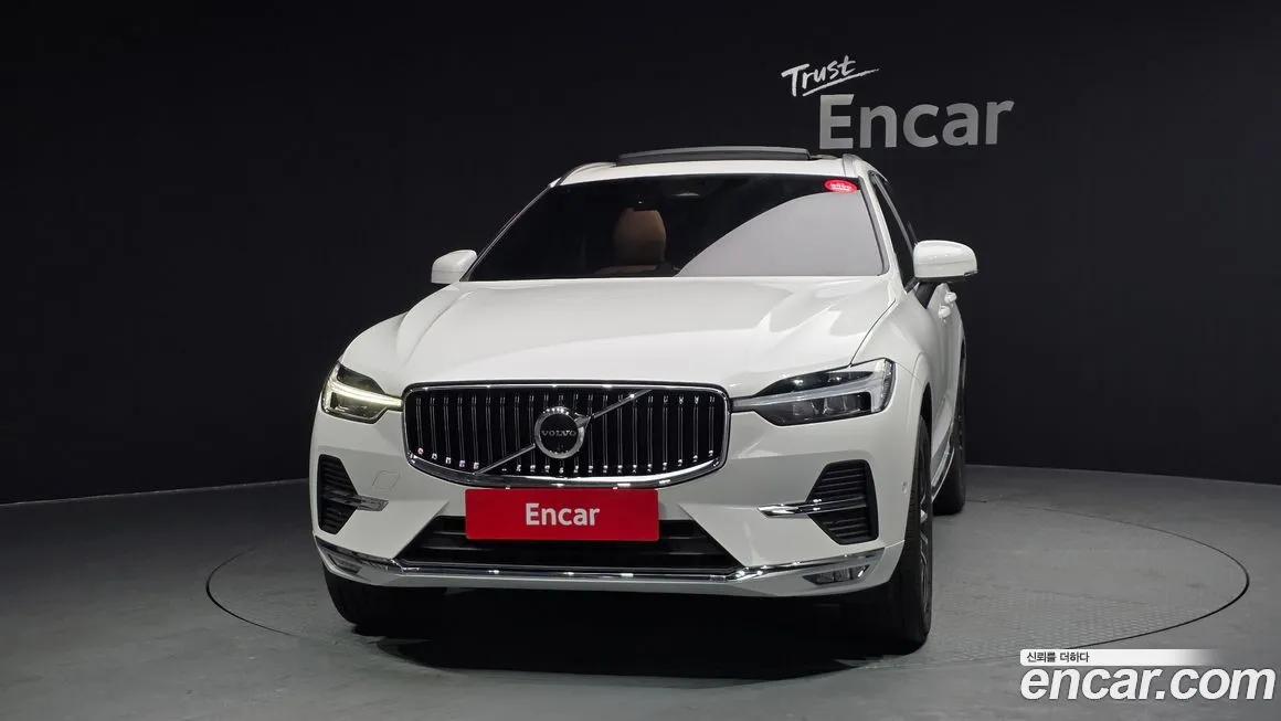 Volvo XC60 — фото 7