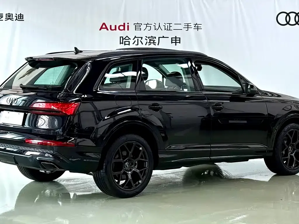 Audi Q7 — фото 5