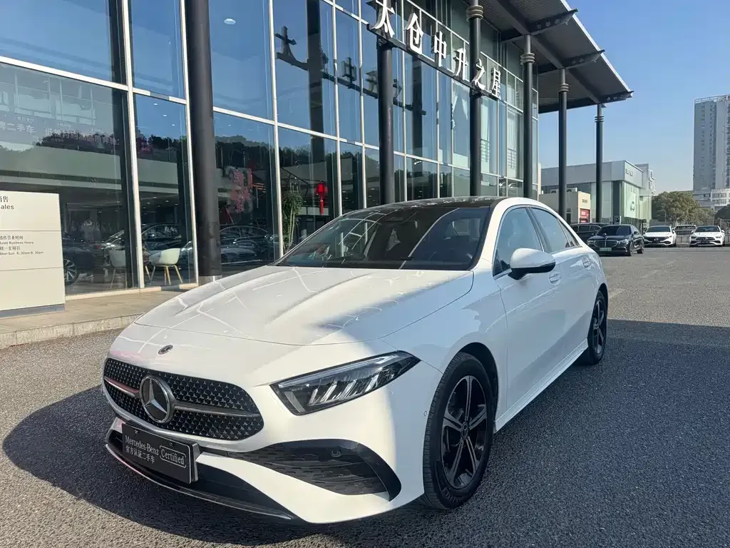 Mercedes-Benz A-Class — фото 1