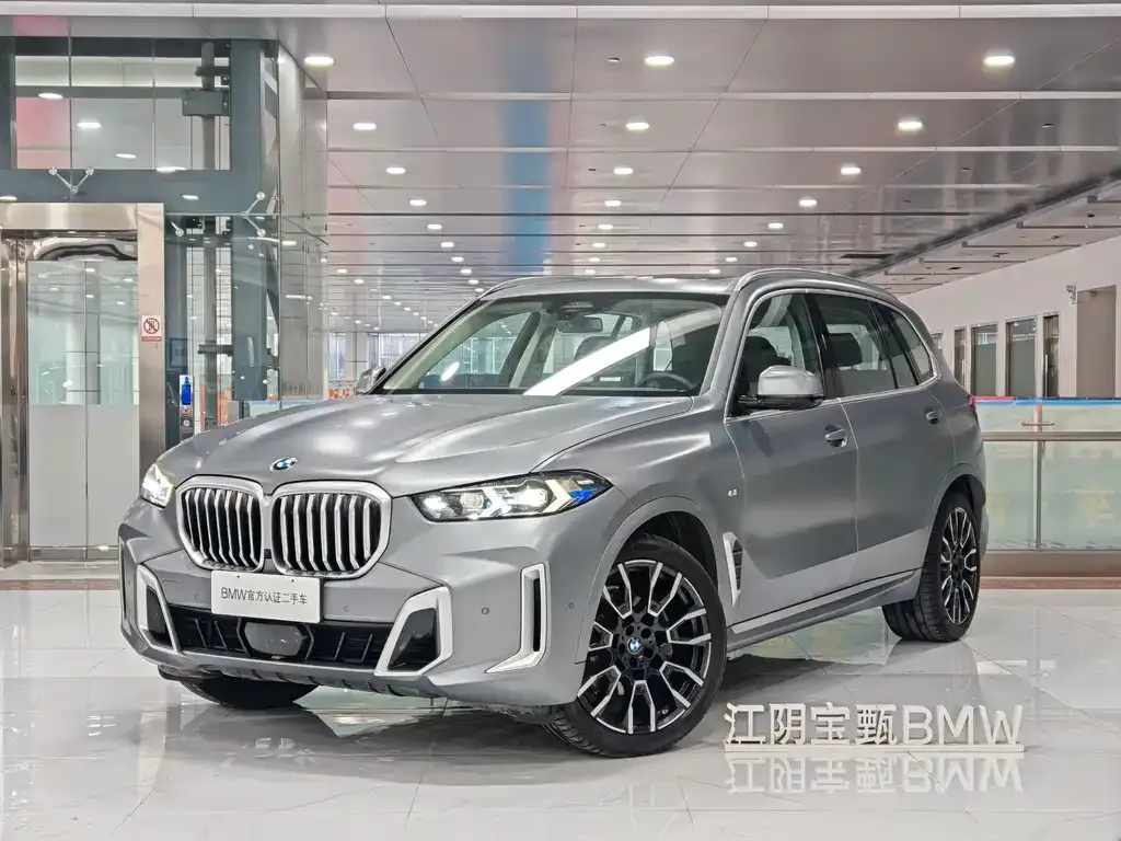 BMW X5 — фото 1