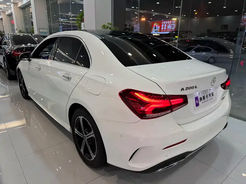 Mercedes-Benz A-Class — фото 7