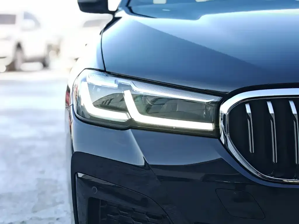 BMW 5 Series — фото 2