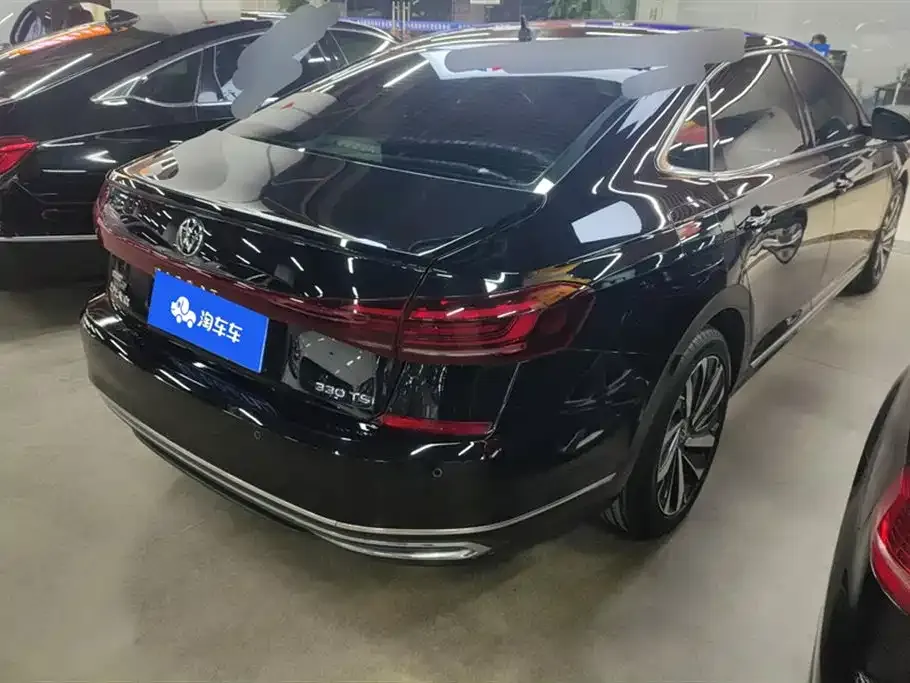 Volkswagen Passat — фото 3