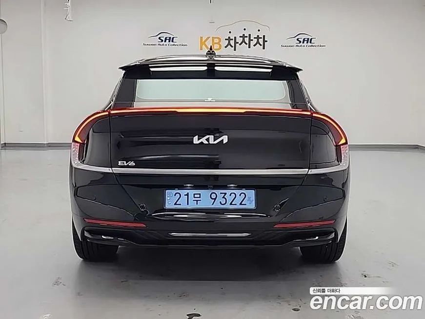 Kia EV6 — фото 8