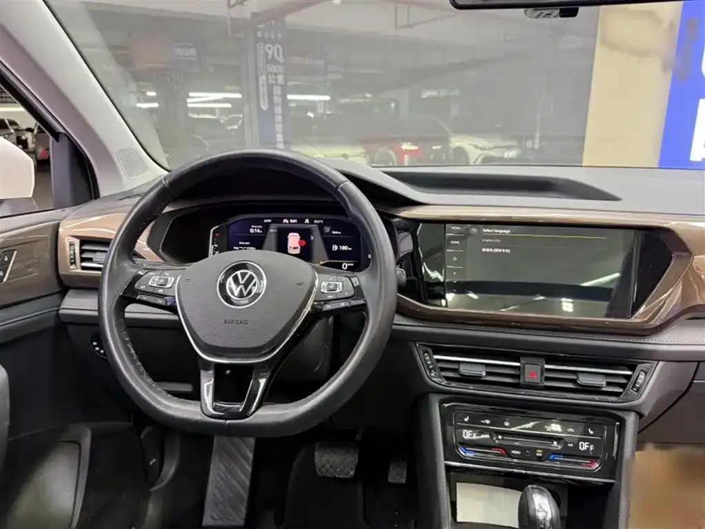 Volkswagen Tharu — фото 9