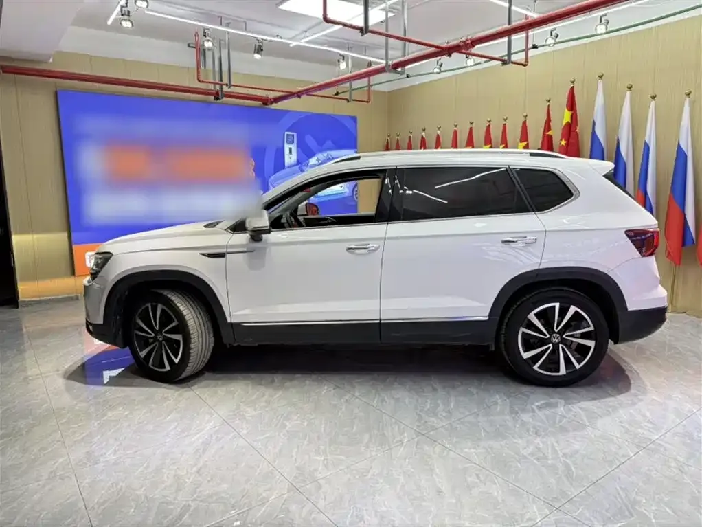 Volkswagen Tharu — фото 8