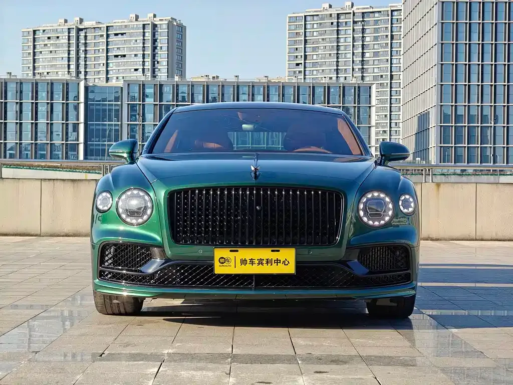 Bentley Flying Spur — фото 5