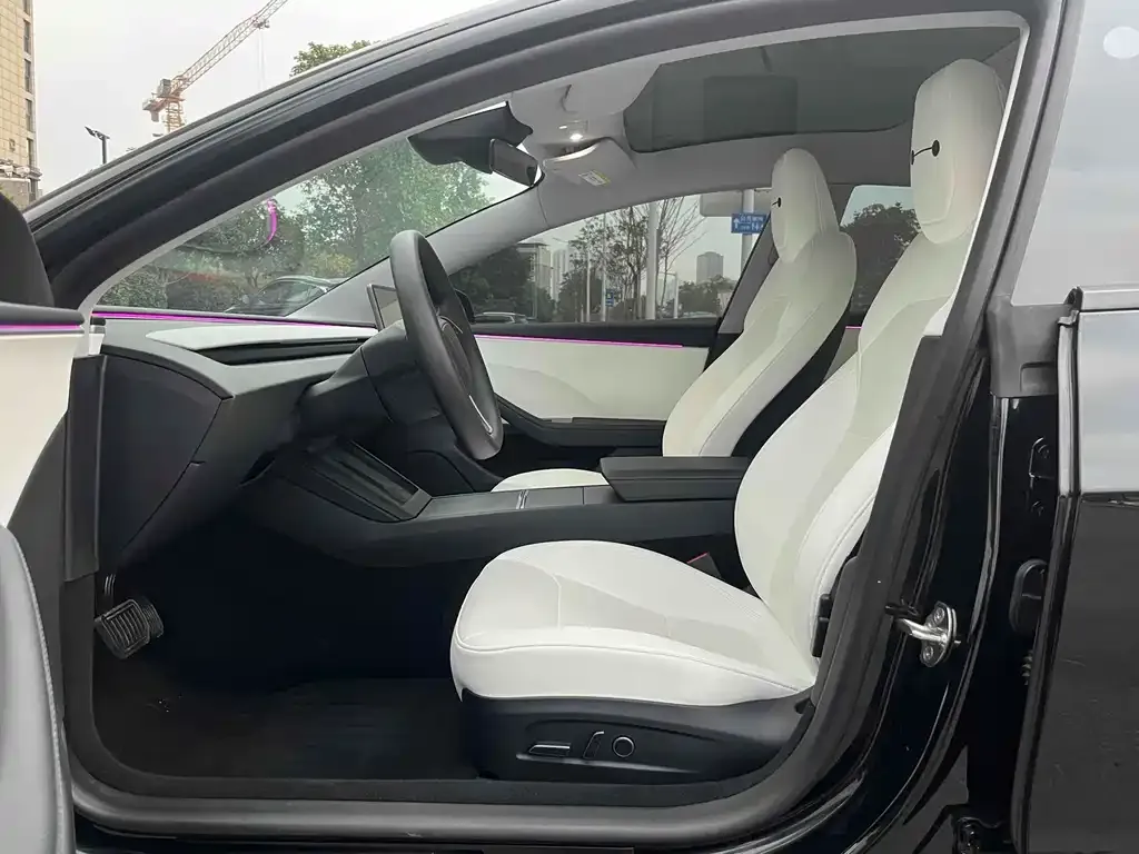 Tesla Model 3 — фото 3