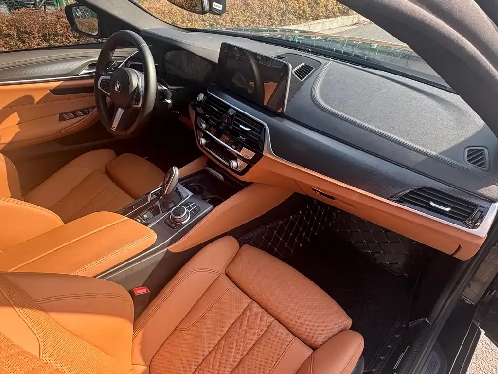 BMW 5 Series (Import) — фото 2
