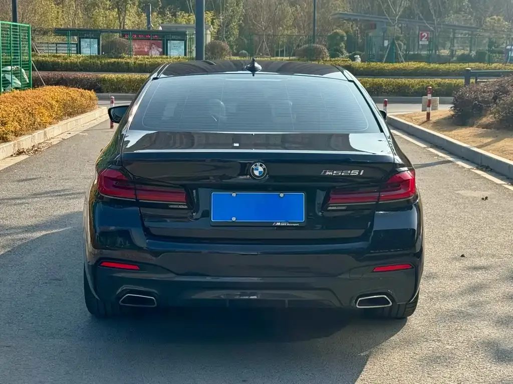BMW 5 Series (Import) — фото 4